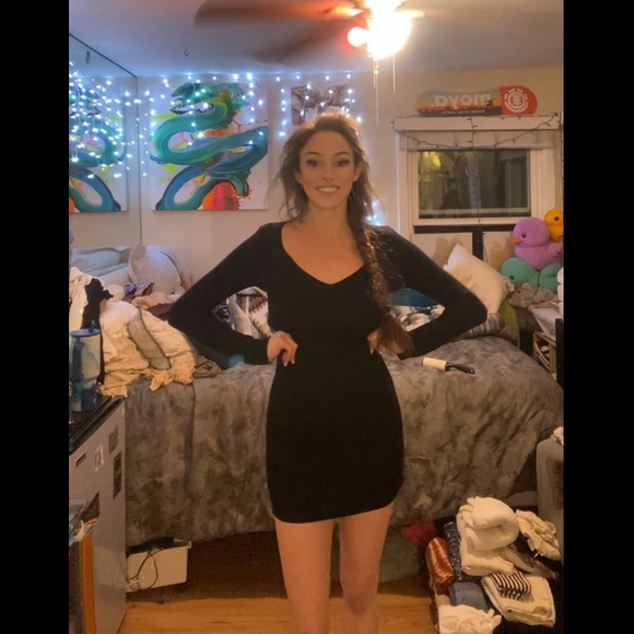 Wasabi + Mint Dresses & Skirts - Chic Black Long Sleeve Dress